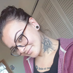 Meet your Posher, Jade